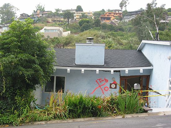 Condemned home due to landlisde: Bluebird Canyon Drive, Laguna Beach, California