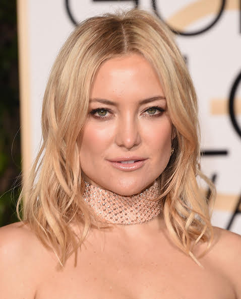 Kate Hudson at the 2016 Golden Globes at the Beverly Hilton on January 10th (Yikes)