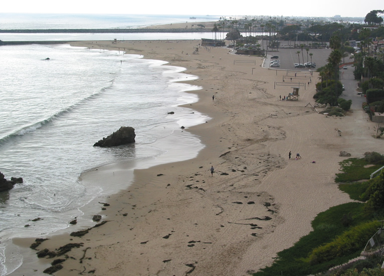 Main Beach (Big Corona) Looking North, Corona del Mar (CdM), Newport Beach, California